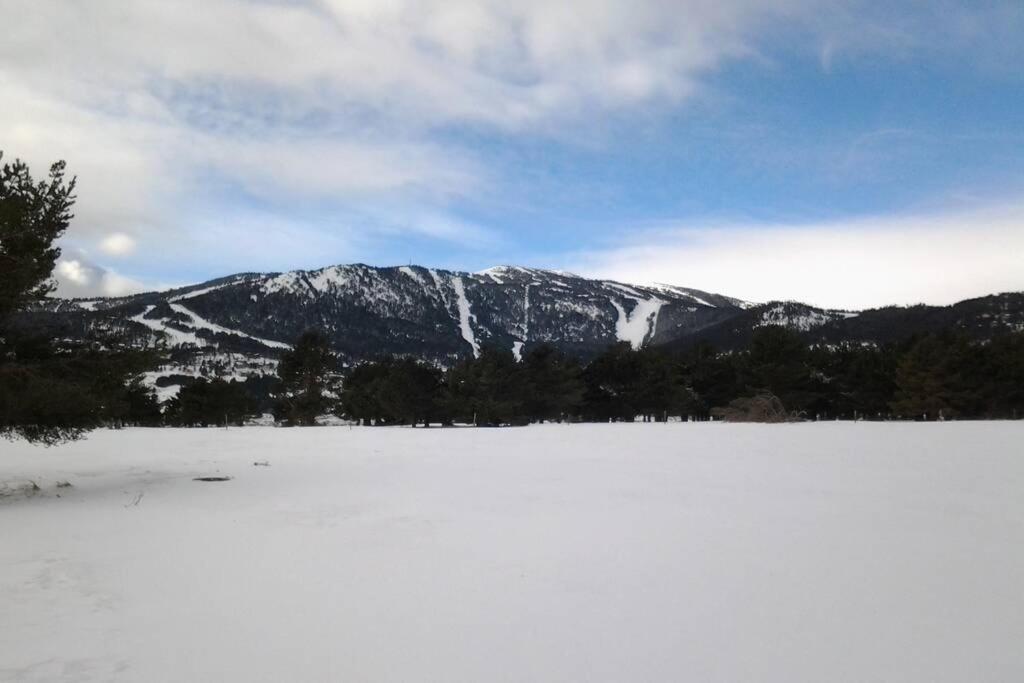 Les Angles: Esqui, Base Nautica, Naturaleza, Bike Park, ... エクステリア 写真